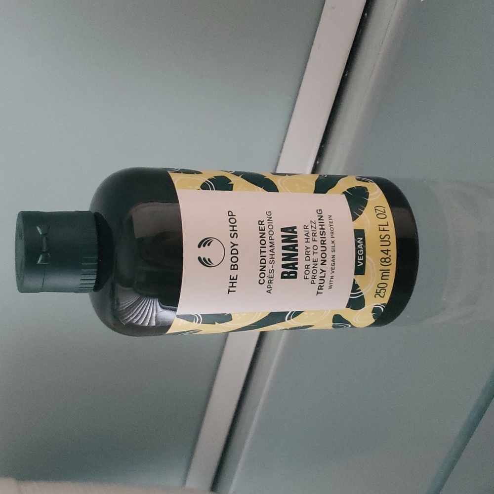 Body Shop Banana Condirioner